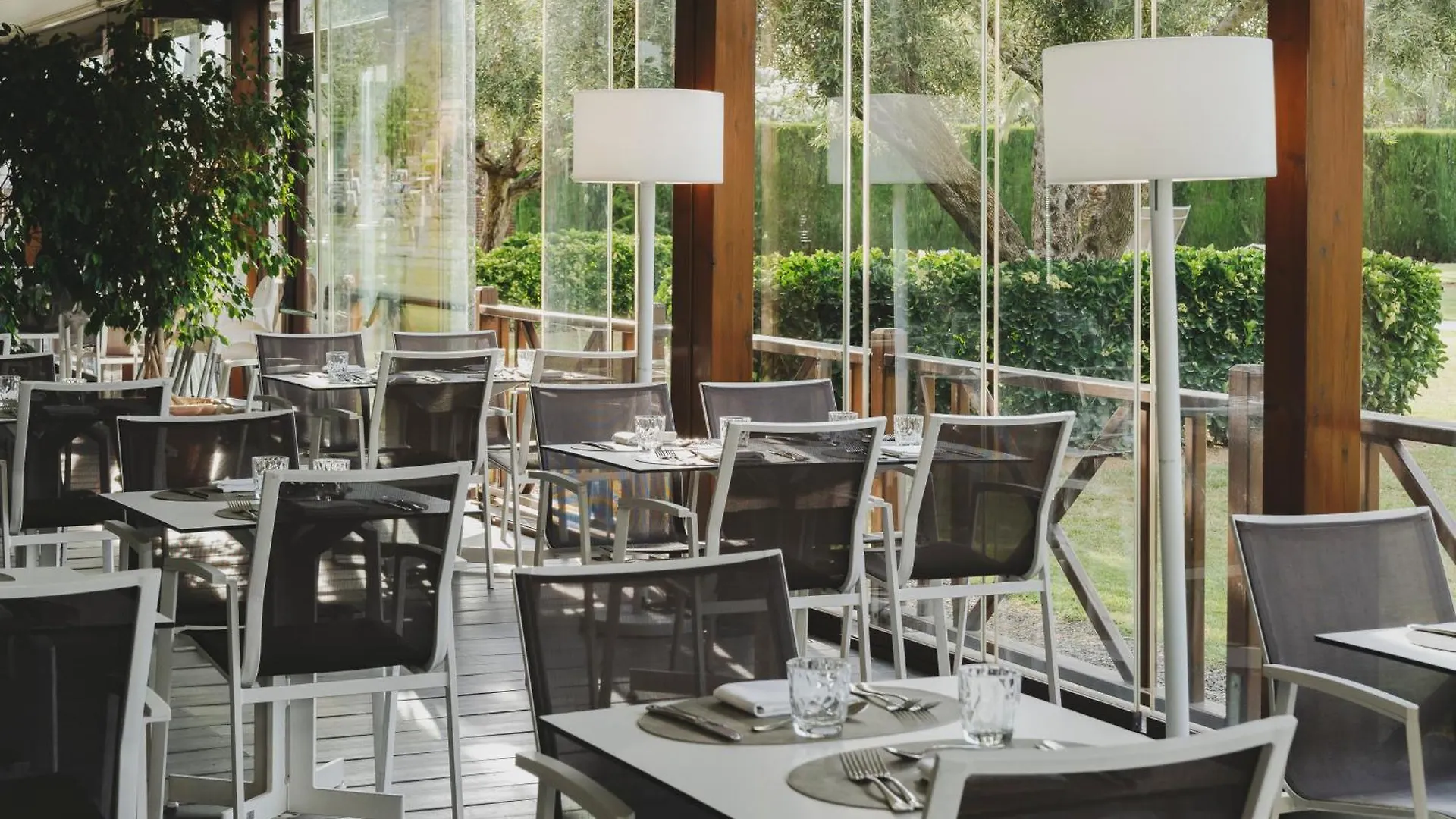 ****  Hotel Spa Mediterraneo Park Roses Spain
