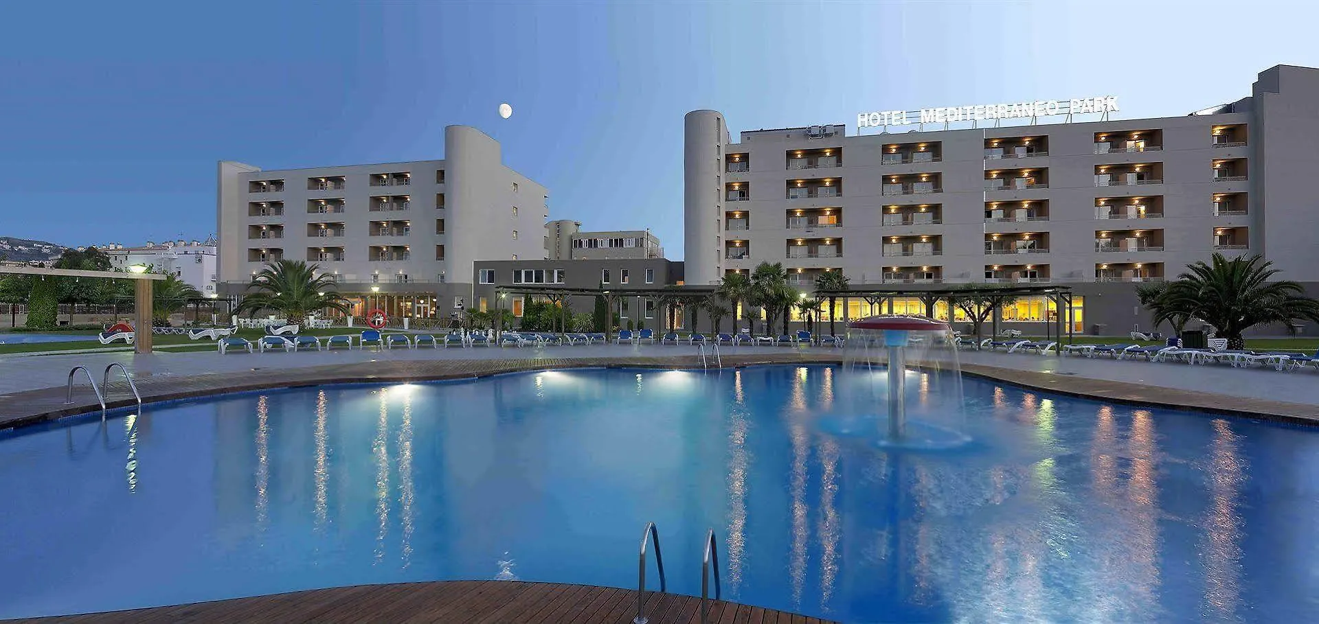Hotel Spa Mediterraneo Park Roses 4*,