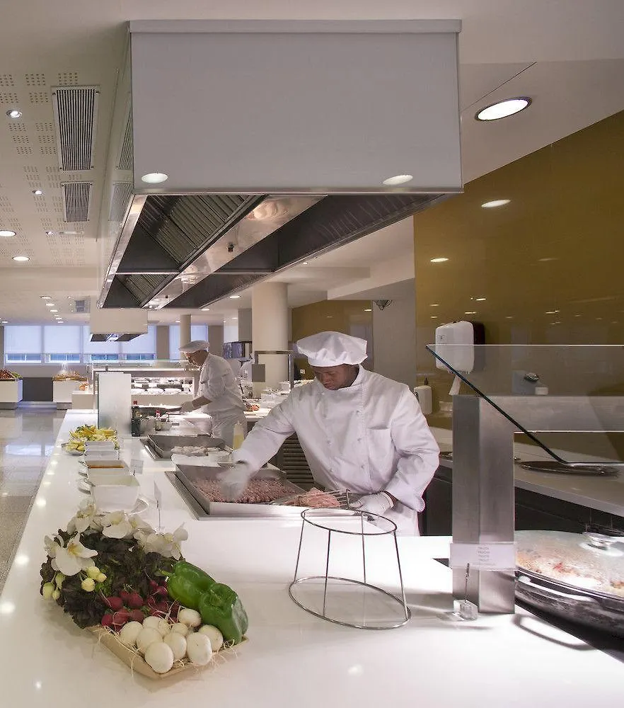 Hotel Spa Mediterraneo Park Roses